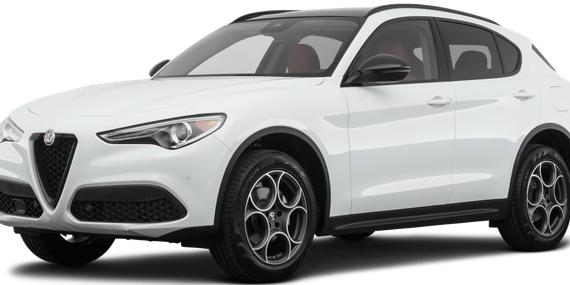 ALFA ROMEO STELVIO 2022 ZASPAKAN2N7D44033 image